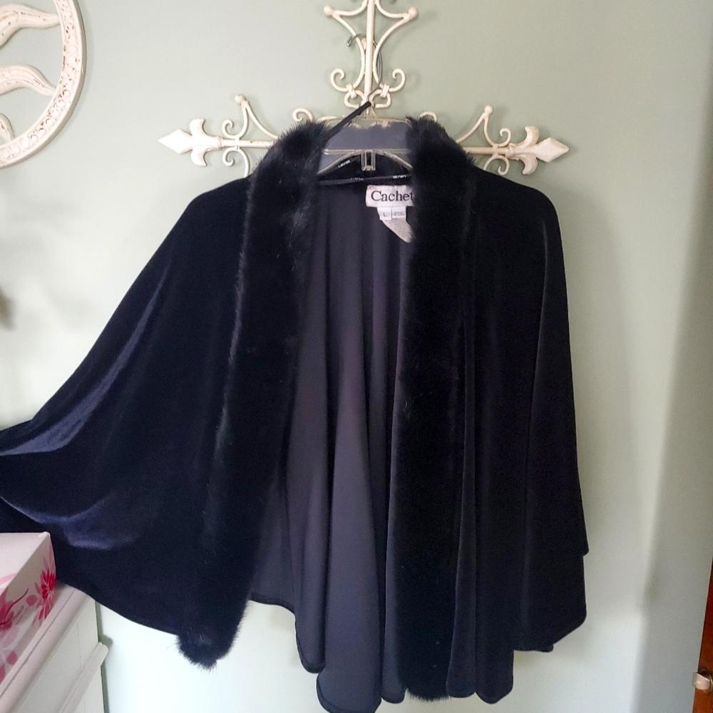 Velvet Shawl